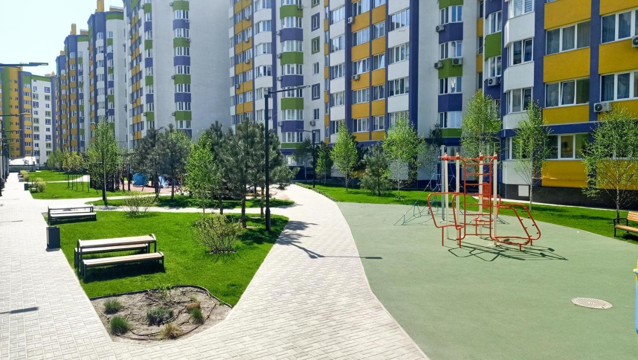 0157 Новая квартира рядом с аэропортом Жуляны Киев Экстерьер фото