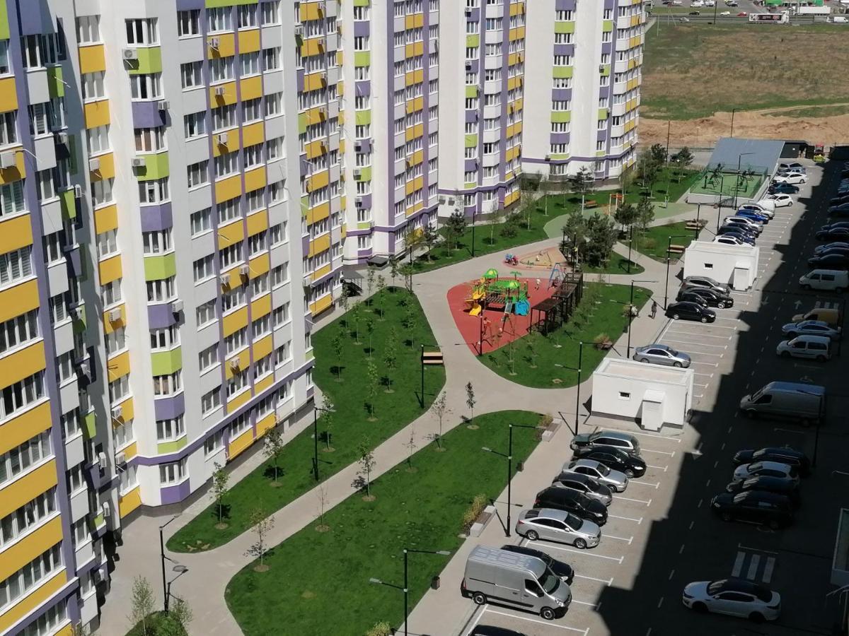 0157 Новая квартира рядом с аэропортом Жуляны Киев Экстерьер фото